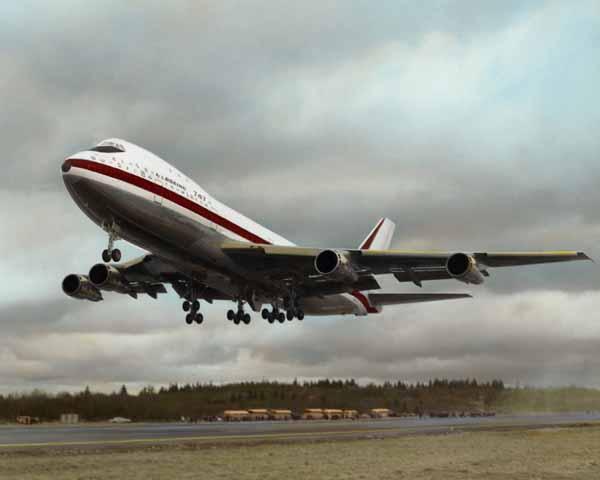 Boinga 747 spārnu garums ir... Autors: coldasice Interesanti fakti