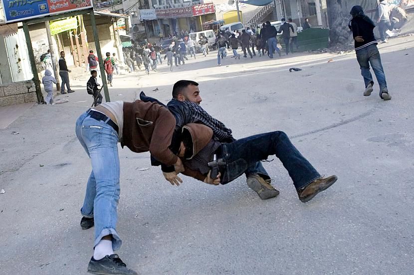 Palestīniescaronu... Autors: Mūsdienu domātājs 2010. gada 25 spēcīgākie foto!!!