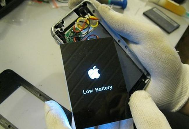 Autors: zegsī habit The Most Faked iPhone Ever.
