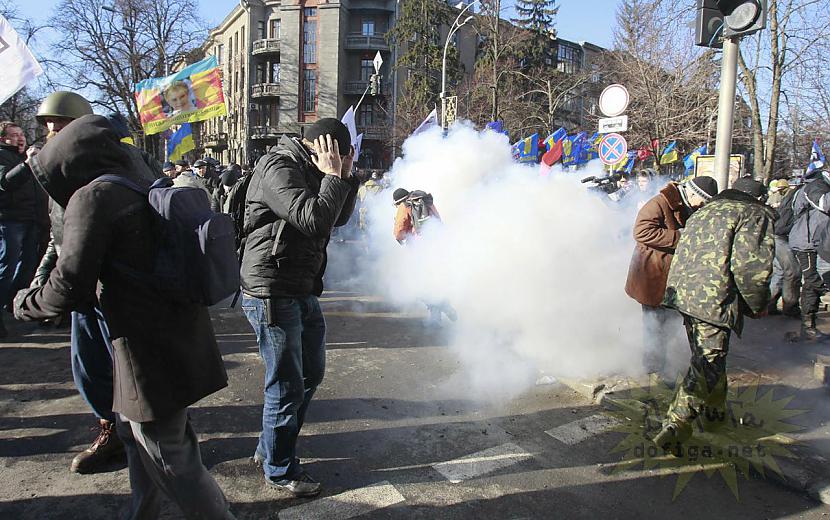 Autors: Hello Kijevas ielās atkal atsākās nemieri,šoreiz tie līdzinās karam.