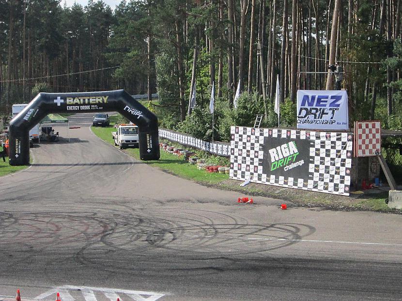 Saulīscaronu pēdas Kā jau... Autors: Fosilija NEZ PRO drifta 3.posms un Latvijas drifta čempja 6. posms