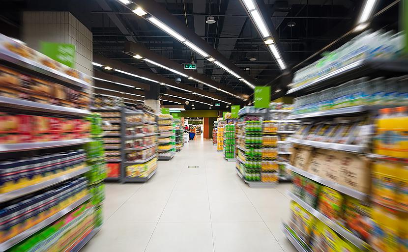 Kāda ir darbinieka attieksme... Autors: Latišs Kā pasauli redz veikala darbinieks?