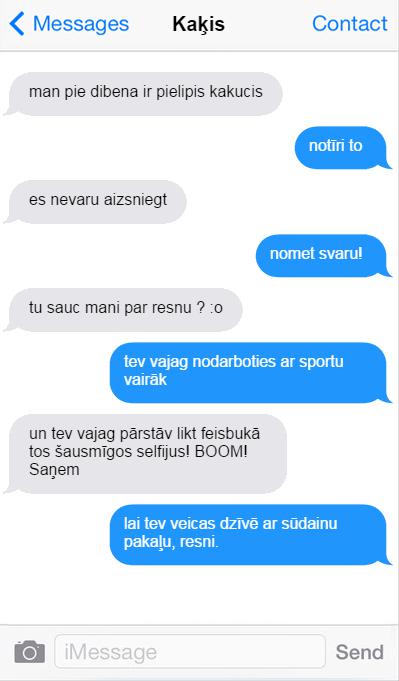 Autors: matilde Kaķis raksta SMS saimniekam. Tak var pasmieties!