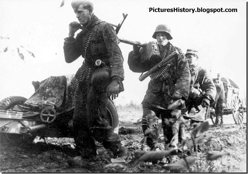 Waffen SS uz ceļa Ungārijā... Autors: DamnRiga Retas vēsturiskas fotogrāfijas. Otrā daļa.