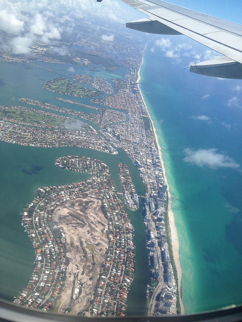 Scaronī ir Miami Beach Autors: Latišs Kā ir lidot ar lidmašīnu ASV?