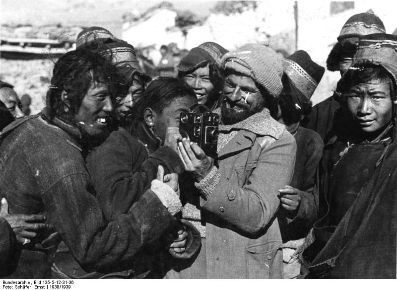 Nacistu sakari ar... Autors: Panzer TOP 9 nacistu mīti
