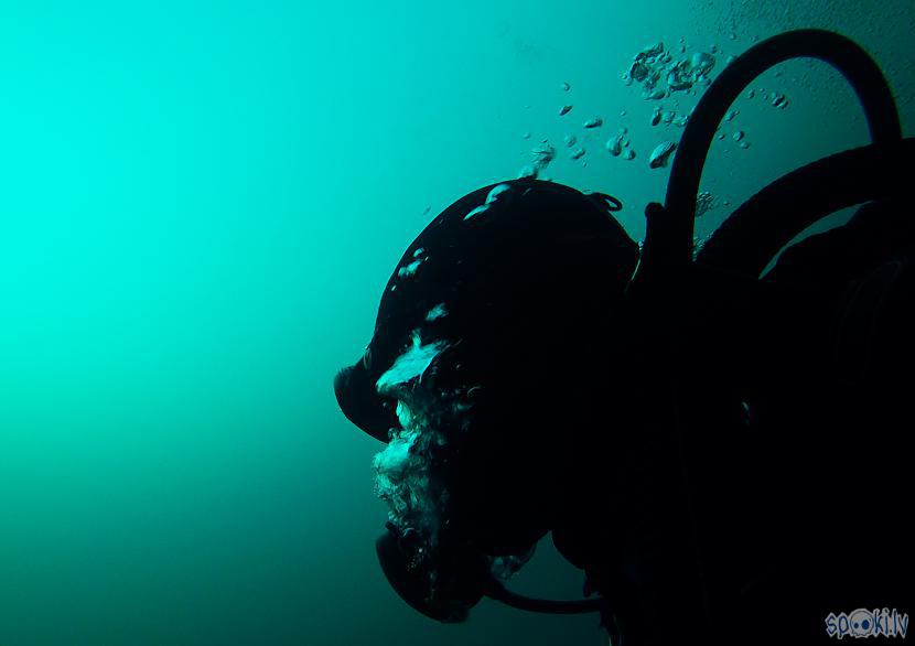 Diving at Stoney Cove 220117 Autors: The Travel Snap Ko darīt, ja gribas ienirt, bet esi Anglijas vidienē?