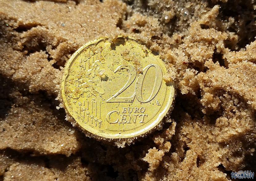 Autors: pyrathe Ar metāla detektoru pa pludmali 2018 (maijs)