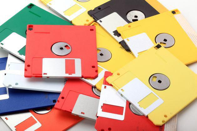 Kad viss neielien vienā... Autors: ĶerCiet 25 grūtības, kuras mūsdienu bērni vairs nesapratīs