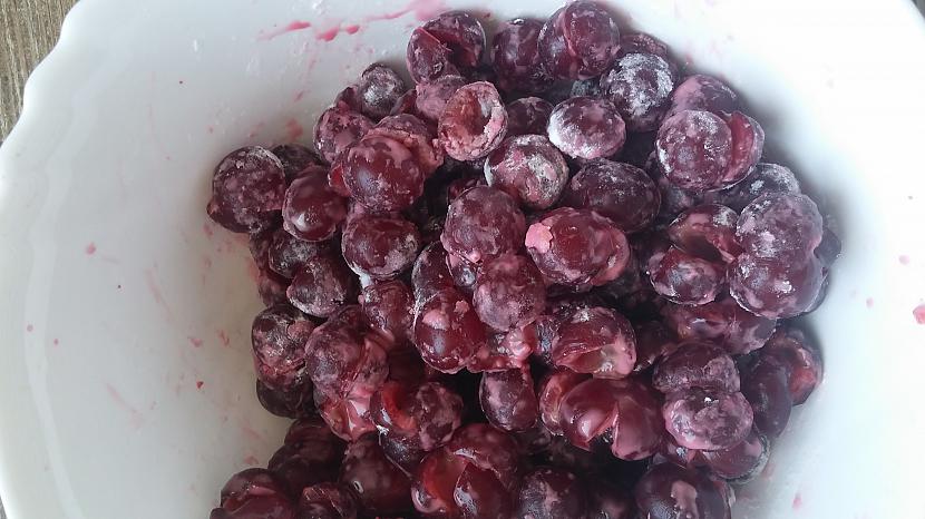 Kirsisiem uzberam kartupelu... Autors: Piparmētra11 Ķiršu pīrāgs