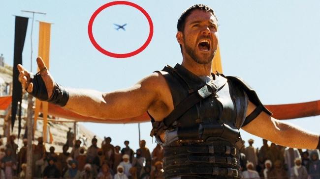 Filma Gladiators par dzīvi... Autors: Geimeris 15 NEPIEDODAMAS filmu kļūdas!