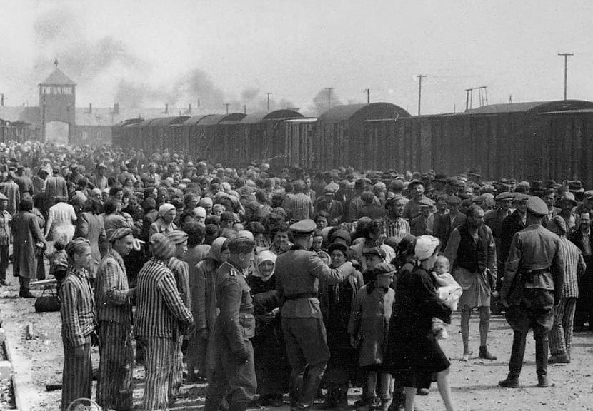 Viņscaron nebija galvenais... Autors: Artemiis Nacistu "Nāves eņģelis" Jozefs Mengele