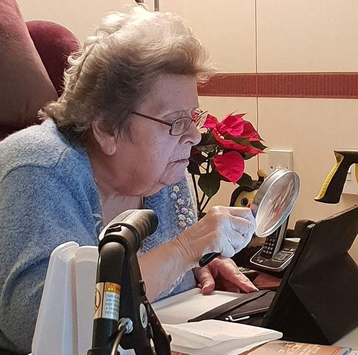 Kad vecmamma nezina ka... Autors: matilde 21 cilvēks, kurš pierādīja, ka pats var visu izdarīt labāk un LĒTĀK