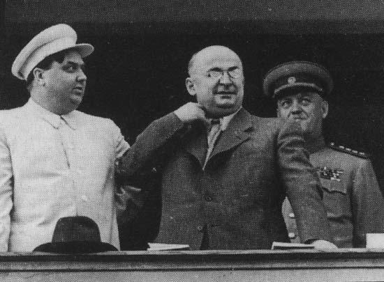 Pirmsākumi scaronim stāstam... Autors: Bezjēdzīgais Leģenda par melno Volgu