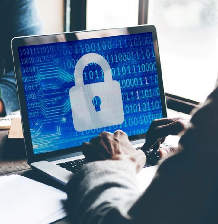 Tiescaroni tāpēc ka liela... Autors: Mix Kāpēc un vai apgreidot interneta pārlūku uz jaunāku versiju?