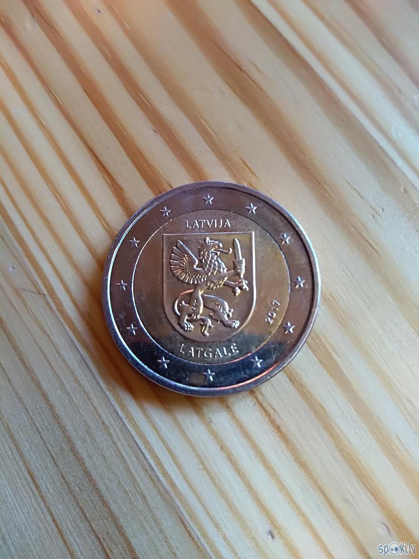 Ieraudziju šitādu divu eiro... Autors: Ciema Sensejs Bildes, manis taisītas bildes.