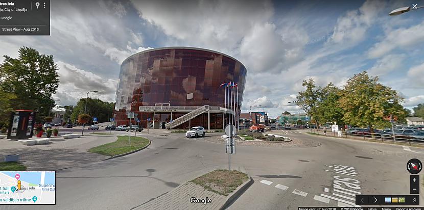 Liepāja Jūras iela 14 2018... Autors: Little rocket man Pārmaiņas Latvijas pilsētās 2011 vs 2018