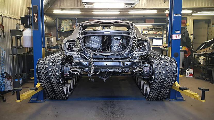Autors: Lestets Tas izskatās neiespējami - Bentley "ultratanks"