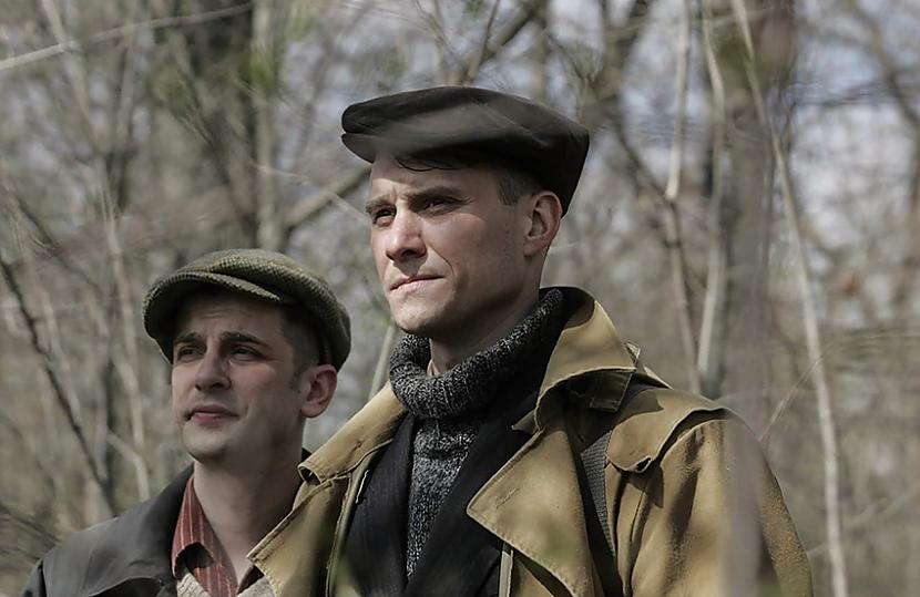 Visas filmas sērijas vari... Autors: Spoklandija Kas ir «Sarkanais mežs»?