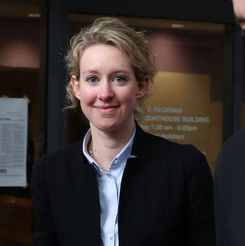 2001gadā Elizabete sāka... Autors: WatKat Mazie lielie meli. Elizabeth Holmes lieta.