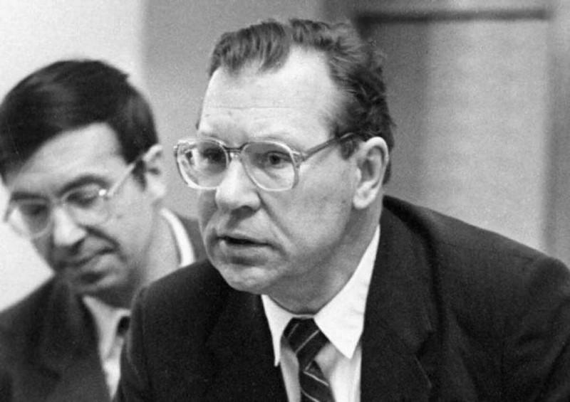 VARĒLIJS LEGASOVS Autors: slida Patiesie seriāla «Chernobyl» prototipu varoņu likteņi