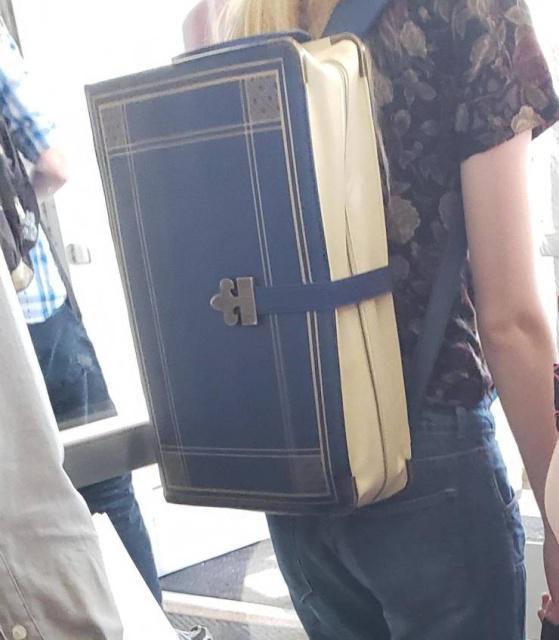 Kāds vecis nomirisAugscaronā... Autors: es tēvocis Asorti ar tekstu šodienai (14.06.2019)😉