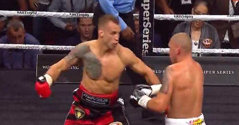 Mairis Briedis 3. raundā iznīcina Kšištofu Glovacki un iekļūst WBSS finālā