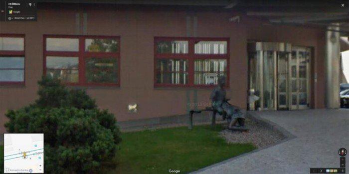 Autors: es tēvocis Viņus pieķēra GOOGLE STREET