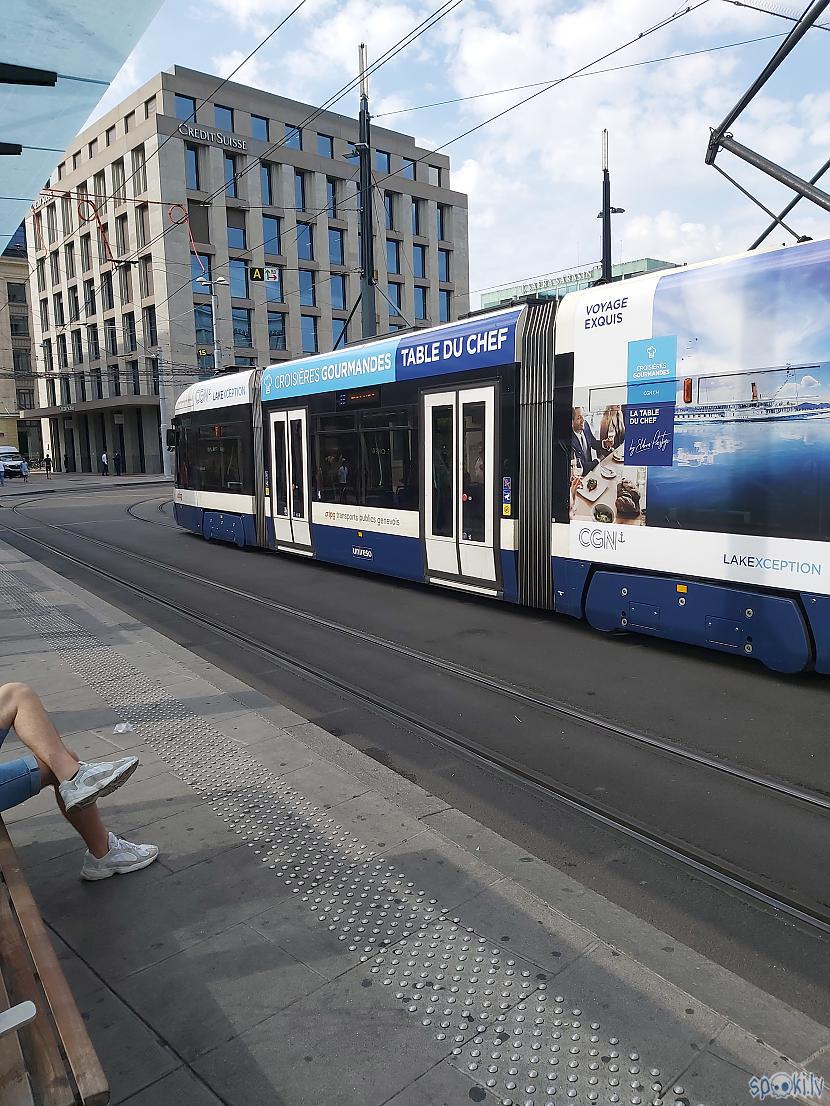 Tramvajs Autors: The Diāna Ženēva bildēs