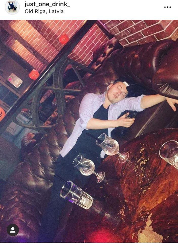 Autors: deathprincess Latvietis gūst slavu pasaulē ar "parubīšanos dzērumā".