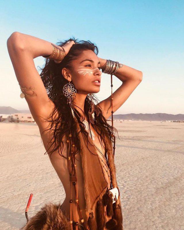 Autors: es tēvocis Fotoattēli no Burning Man 2019