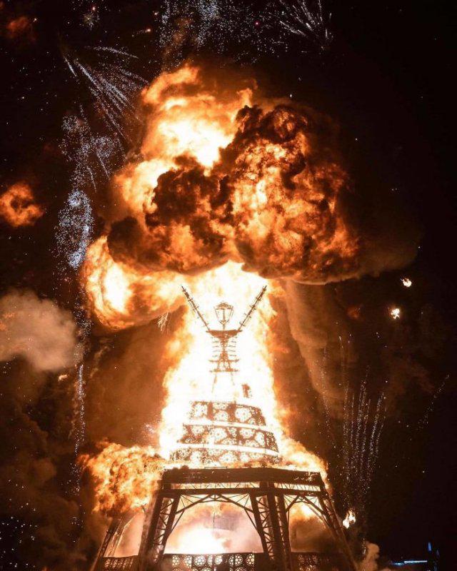 Autors: es tēvocis Fotoattēli no Burning Man 2019