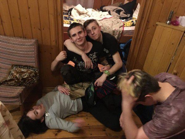 Autors: es tēvocis Nepazemo sevi, nedzer tik daudz, nepiedzeries kā sivēns
