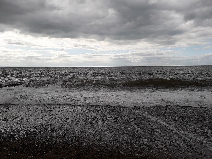 Autors: Griffith Dunraven Bay, Velsa, 7. septembris. 1/2 daļa.