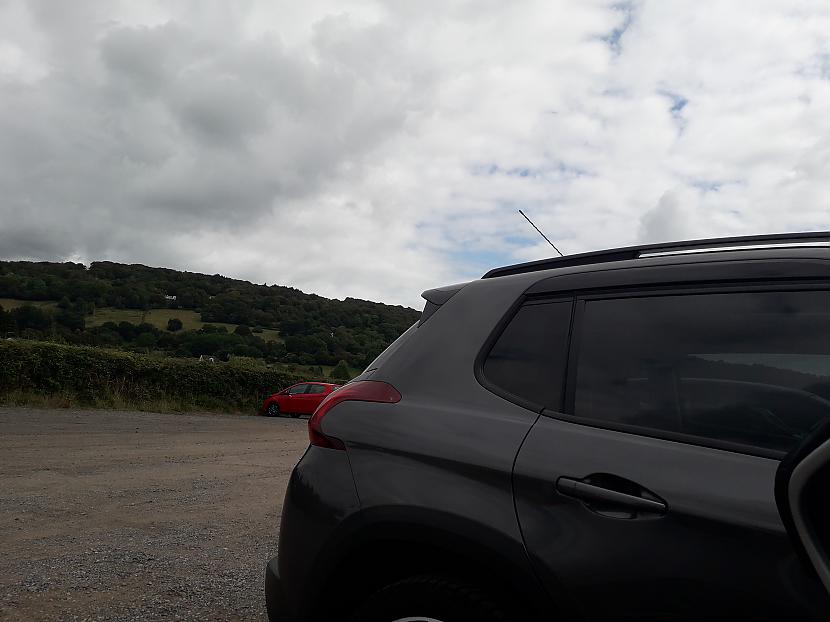 Autors: Griffith Dunraven Bay, Velsa, 7. septembris. 1/2 daļa.