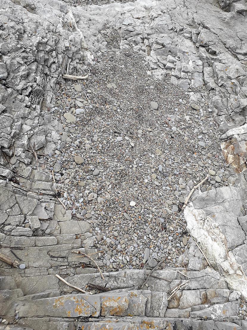 Autors: Griffith Dunraven Bay, Velsa, 7. septembris. 1/2 daļa.