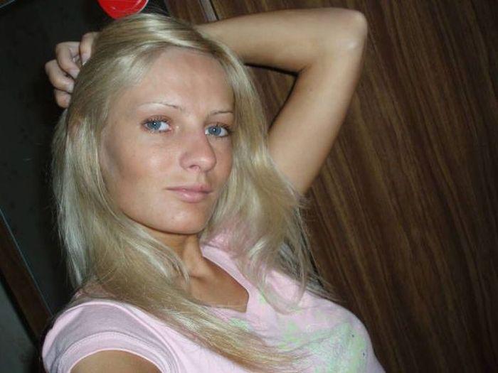 Autors: es tēvocis Jauka meitene sevi pārvērta par "dzīvu lelli"
