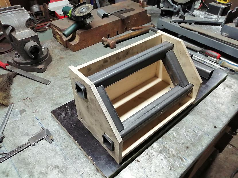 Lai sametinātu rāmi nācās... Autors: salinas Sanāca labs instruments