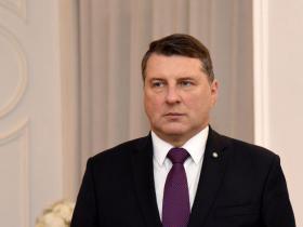 Vējonis atsauc Gobzema kandidatūru premjerministra amatam