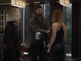 Iznācis jaunais Avengers: Endgame reklāmas rullītis