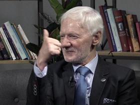 Profesors Danilāns: «Latvijā cilvēki nevis ēd, bet rij»